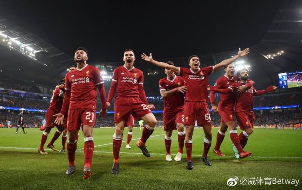 “利物浦vs罗马_欧冠焦点战_足球豪门对决”