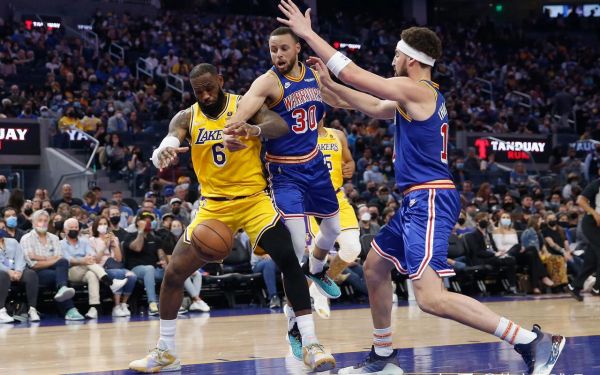 nba尼克斯vs胡人_nba尼克斯vs胡人直播_nba尼克斯vs胡人录像回放