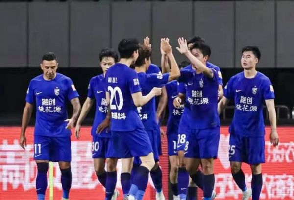 武汉三镇3-0客胜青岛海牛_武汉三镇3-0客胜青岛海牛直播_武汉三镇3-0客胜青岛海牛录像回放