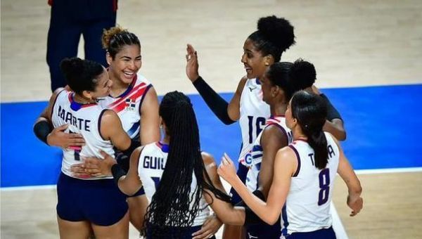 土耳其排球姐妹是谁啊图片_土耳其排球姐妹是谁啊图片直播_土耳其排球姐妹是谁啊图片录像回放