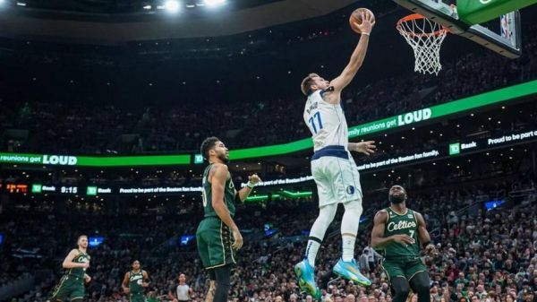 nba季后赛直播免费直播（nba季后赛直播在线观看直播屋）