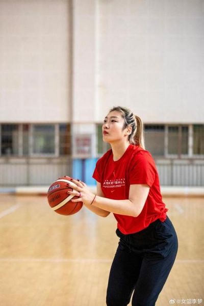 中国女篮队员李梦（中国女篮队员李梦的男朋友）
