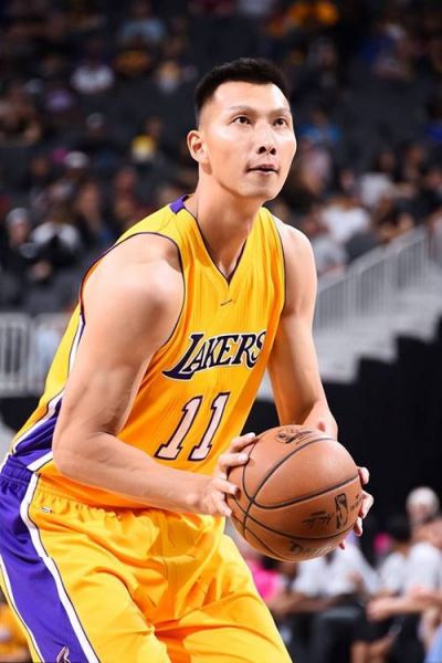 易建联nba视频（易建联nba比赛录像）