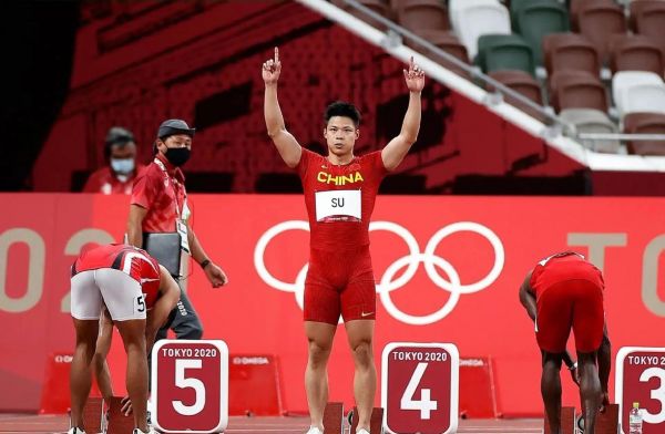苏炳添9秒86（苏炳添9秒83穿的什么鞋）