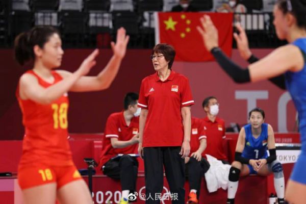郎平重返中国女排（郎平回国拯救中国女排）