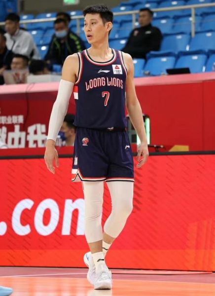 林书豪nba成名比赛视频（2021nba林书豪视频）