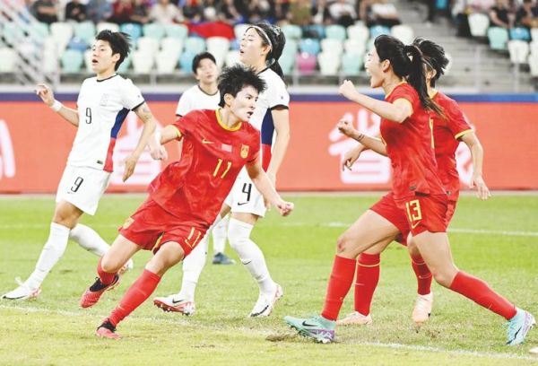奥运会女足直播，奥运会女足直播现场