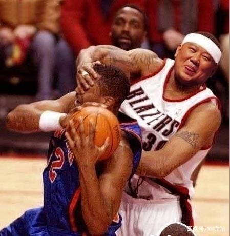nba搞笑视频集锦高清，nba200个搞笑视频