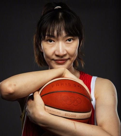 中国女篮今晚比赛直播，中国女篮今晚比赛直播视频中国女篮对马里比赛直播