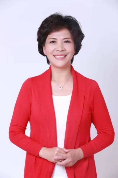新疆电视台直播，新疆电视台直播民生主持人李想