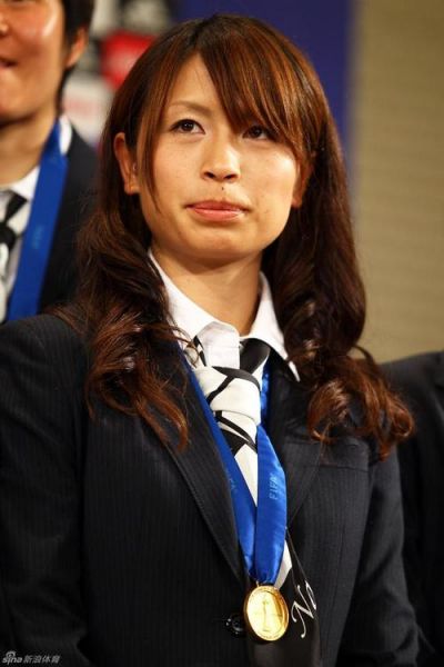 鲛岛彩，鲛岛彩 捡球
