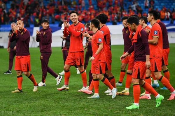 东亚杯男足中国vs日本，东亚杯中国vs日本结果
