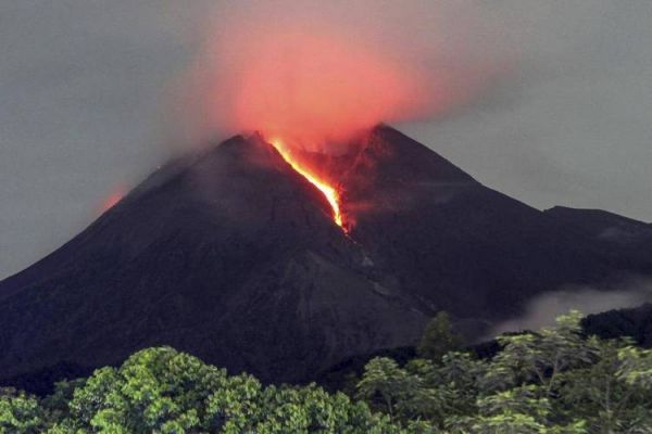 加马拉，加马拉火山