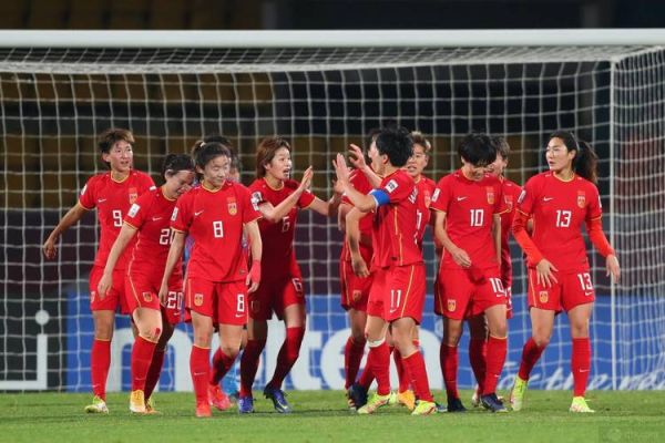 女足中国VS海地，中国对海地足球