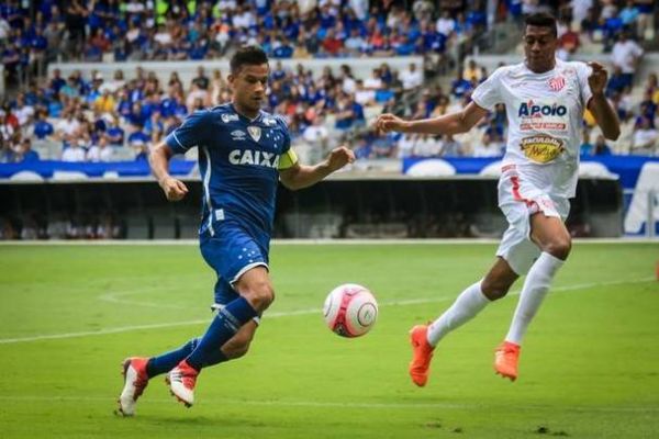 巴黎fc，巴黎fc对阵特鲁瓦