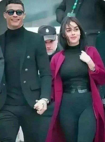 c罗老婆是谁，c罗老婆是干嘛的