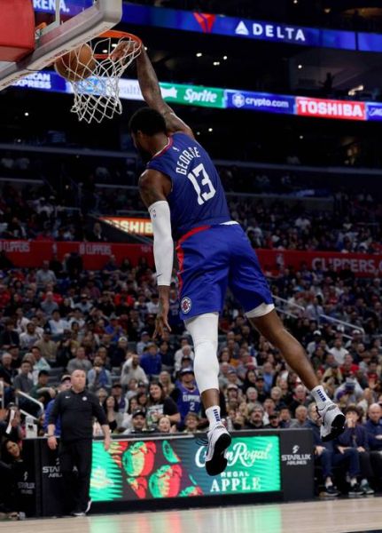 nba保罗乔治集锦，保罗乔治精彩锦集