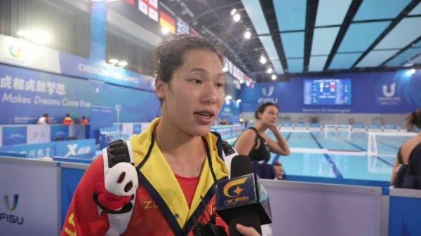 中国女子水球队队长，现任中国女子水球队主教练