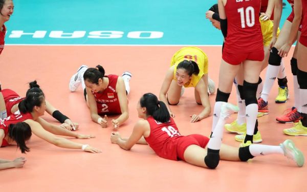 中国女排世界杯2019十一连胜，中国女排2019世界杯夺冠