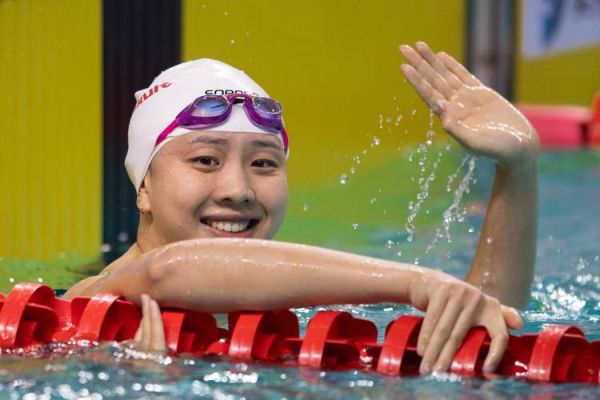 中国最漂亮的女游泳运动员，中国最美女子游泳选手