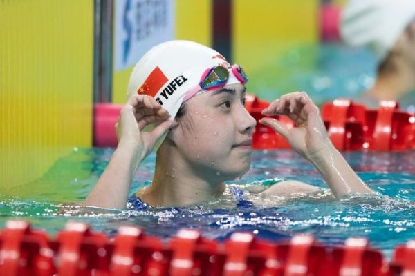 中国最漂亮的女游泳运动员，中国最美女子游泳选手