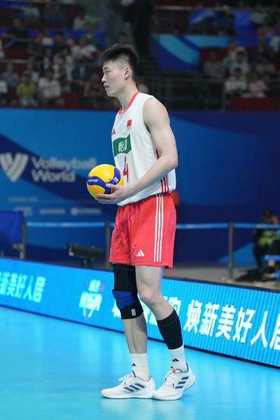 中国男排队内情侣，中国男排队友