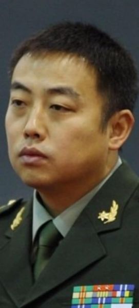 刘国梁年轻的照片，刘国梁年轻的时候照片