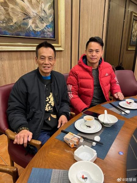 吴群立，吴群立谈中国足球视频