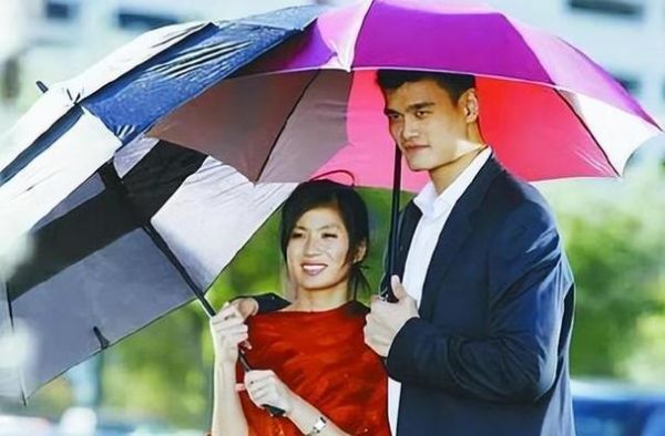 姚明的老婆多高，姚明他老婆多高