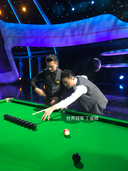 张镇辉是丁俊晖师傅，张镇辉和丁俊晖