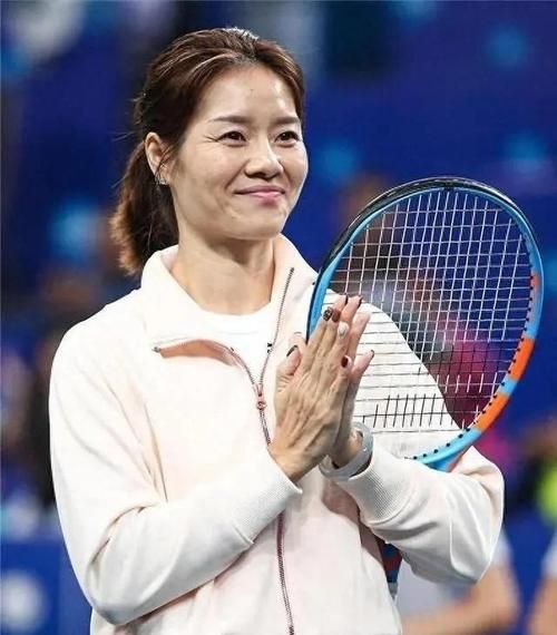 李娜网球为什么单飞，李娜网球为什么单飞那么厉害