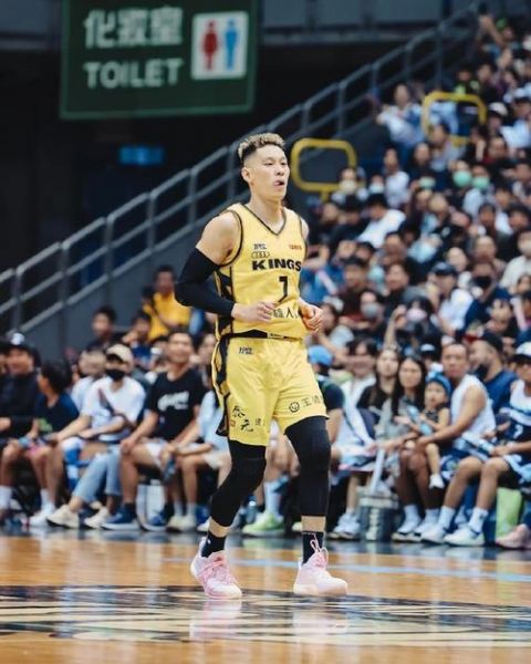 林书豪9600万合同，林书豪 合同
