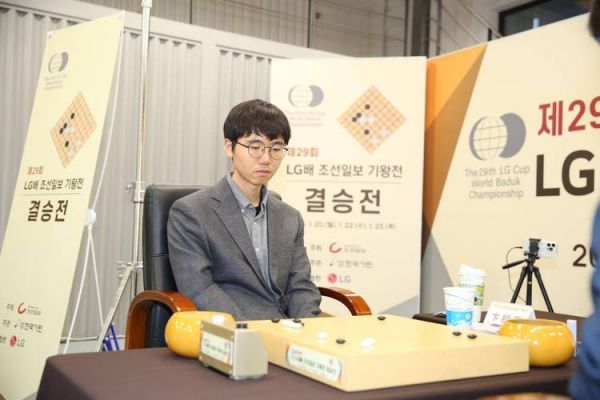 柯洁第9个世界冠军，柯洁lg杯决赛失利原因