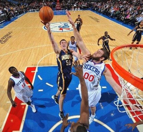汉斯布鲁慈世平视频，汉斯布鲁 ncaa