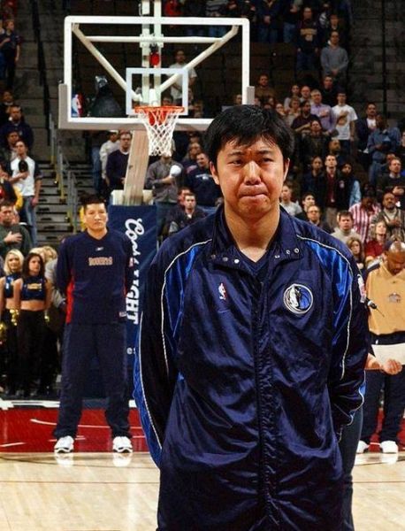 王治郅退役时间，王治郅退役后在干什么