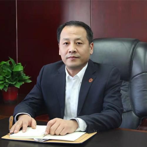 红牛集团董事长，红牛集团董事长简介