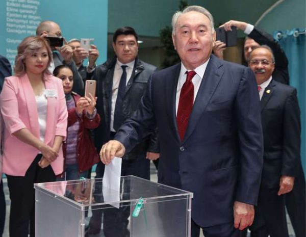 纳扎尔巴耶夫，努尔苏丹纳扎尔巴耶夫