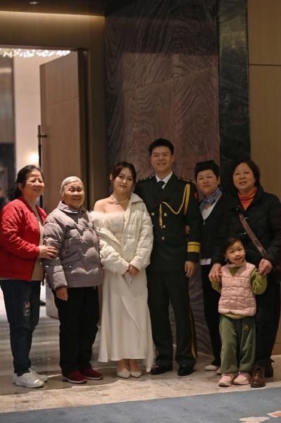 鲍春来事件，鲍春来老婆